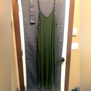 New with tags. Maxi dress with pockets green